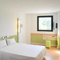 Hotel Ibis Budget Girona Costa Brava en ger