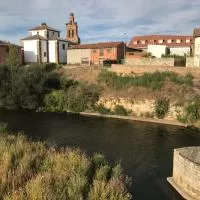 Hotel B&B Puente de Órbigo en hospital-de-orbigo