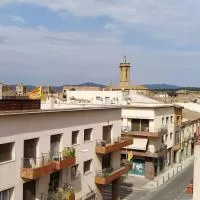 Hotel Casa cèntrica a La Bisbal amb pàrquing en la-bisbal-d-emporda