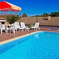 Hotel Santa Coloma de Farners Villa Sleeps 7 with Pool and WiFi en santa-coloma-de-farners