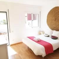 Hotel Cozy apartment in charming sea town 20 km from BCN en vilassar-de-mar