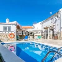 Hotel Awesome home in Villanueva de Algaidas w/ WiFi, Outdoor swimming pool and 6 Bedrooms en villanueva-de-algaidas